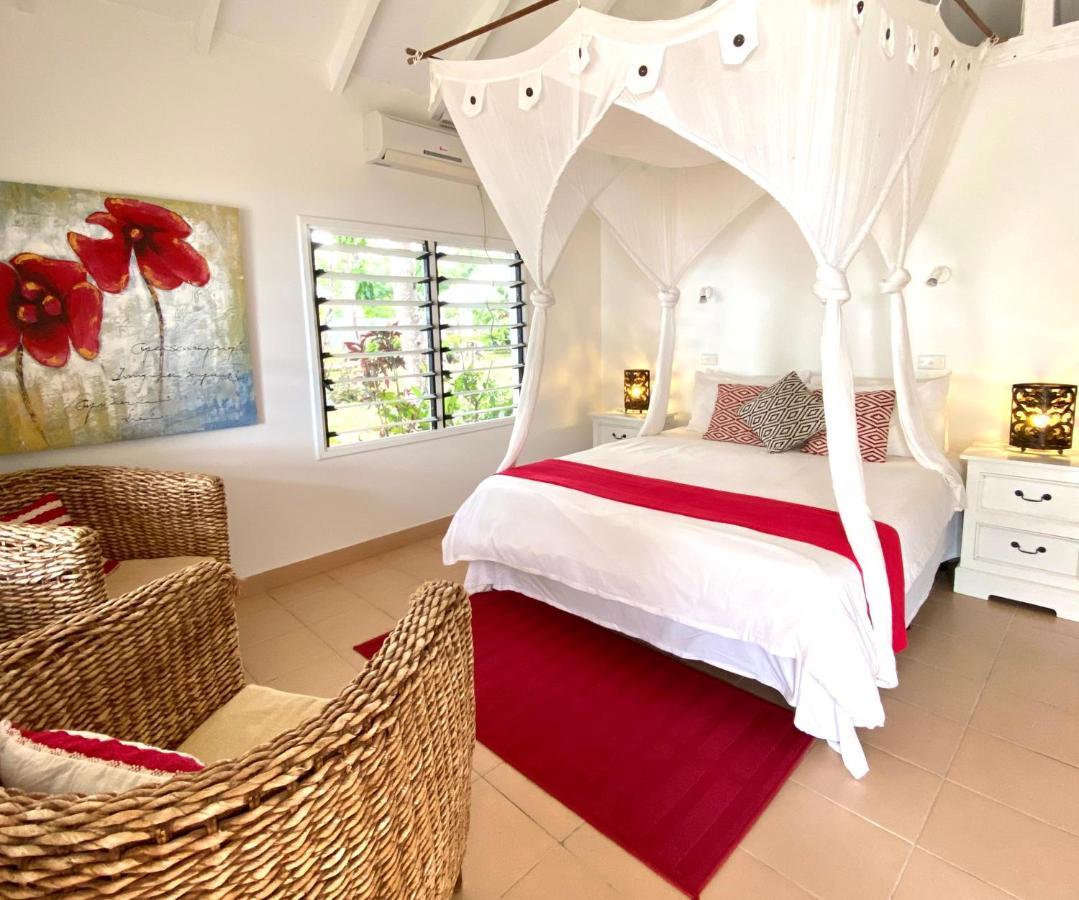 Coco Beach Resort Port Vila Bagian luar foto