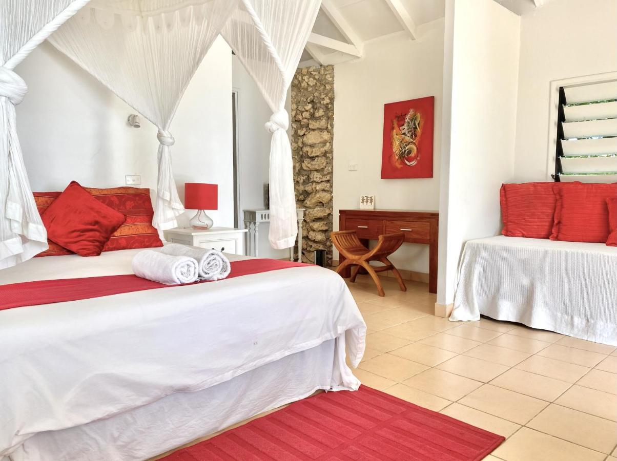 Coco Beach Resort Port Vila Bagian luar foto