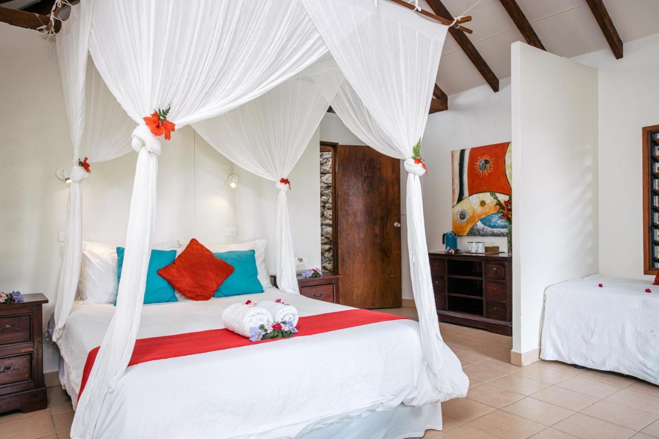 Coco Beach Resort Port Vila Bagian luar foto