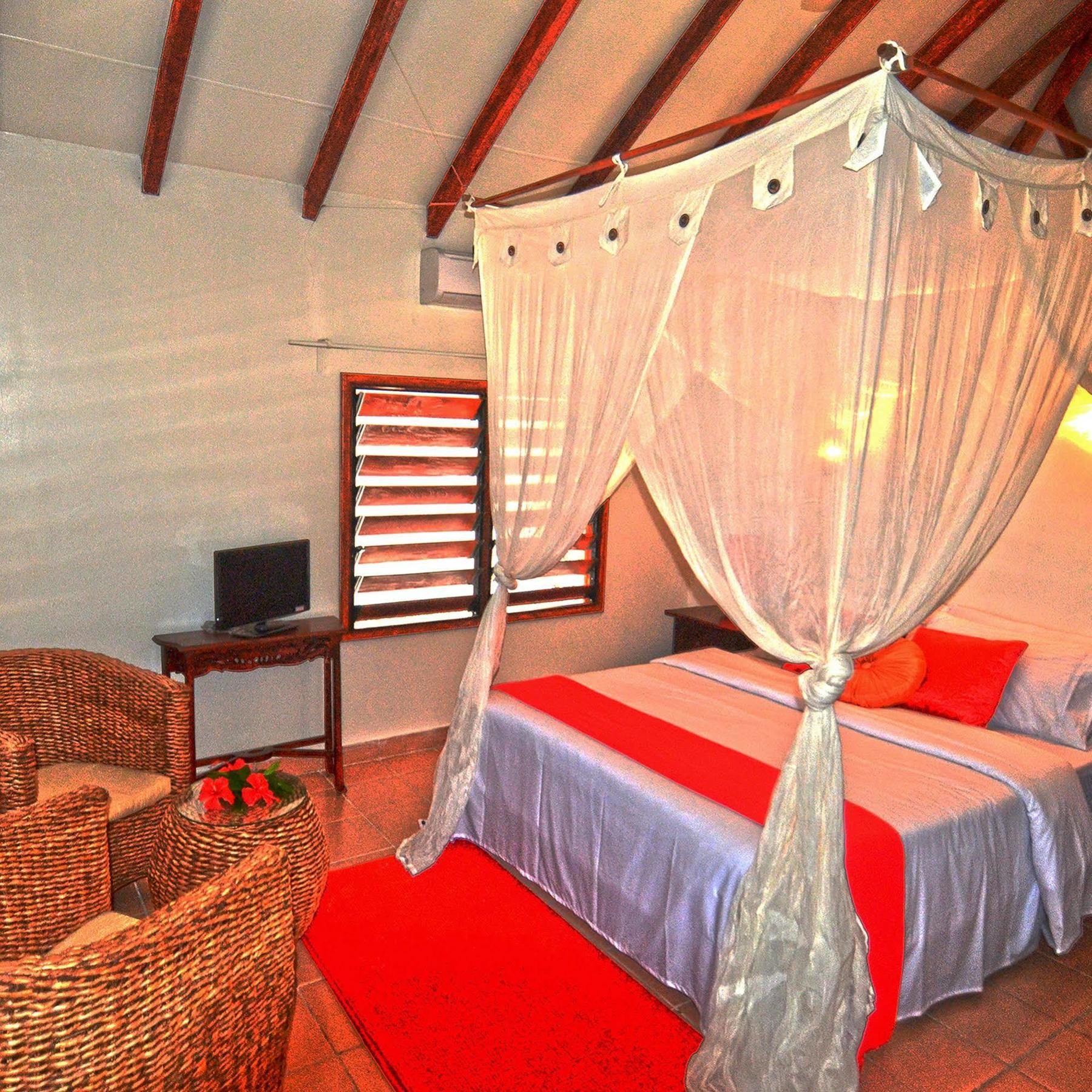 Coco Beach Resort Port Vila Bagian luar foto